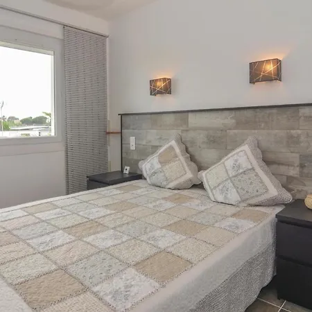 Beautiful In Agde Hébergement de vacances *