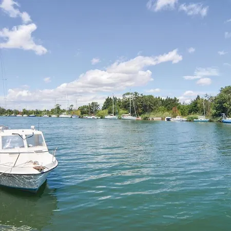 Дом отдыха Beautiful In Agde *